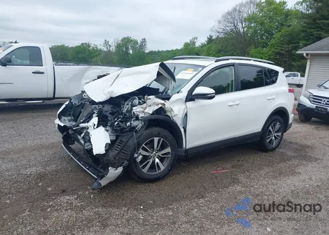 2017 Toyota Rav4 Xle z USA, uszkodzony, nr VIN JTMWFREV9HJ126106